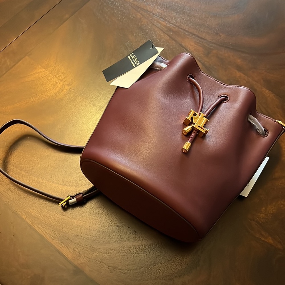 Lauren Ralph Lauren
Leather Medium Andie Drawstring Bag - Picture 5 of 12
